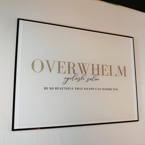 海外ハイブランド保存箱調のアクリル表札【ホワイト×ブラック】＊透明