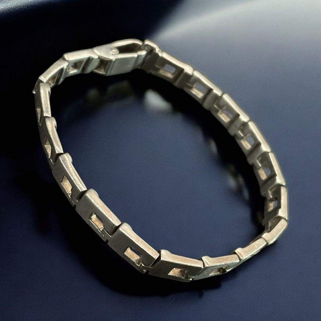 GUCCI - 廃盤 オールド グッチ Gシェイプ ロゴ ブレスレット バングル