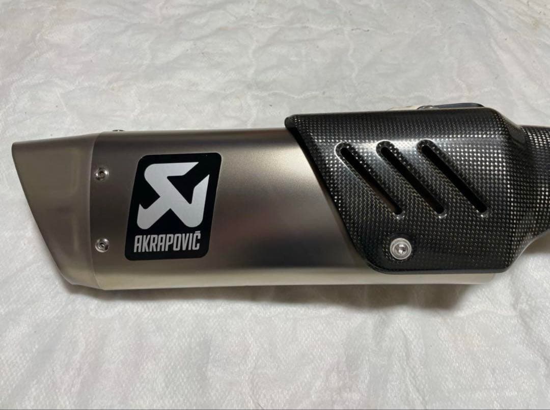 yzf-r6 アクラポビッチスリップオンマフラー - メルカリ