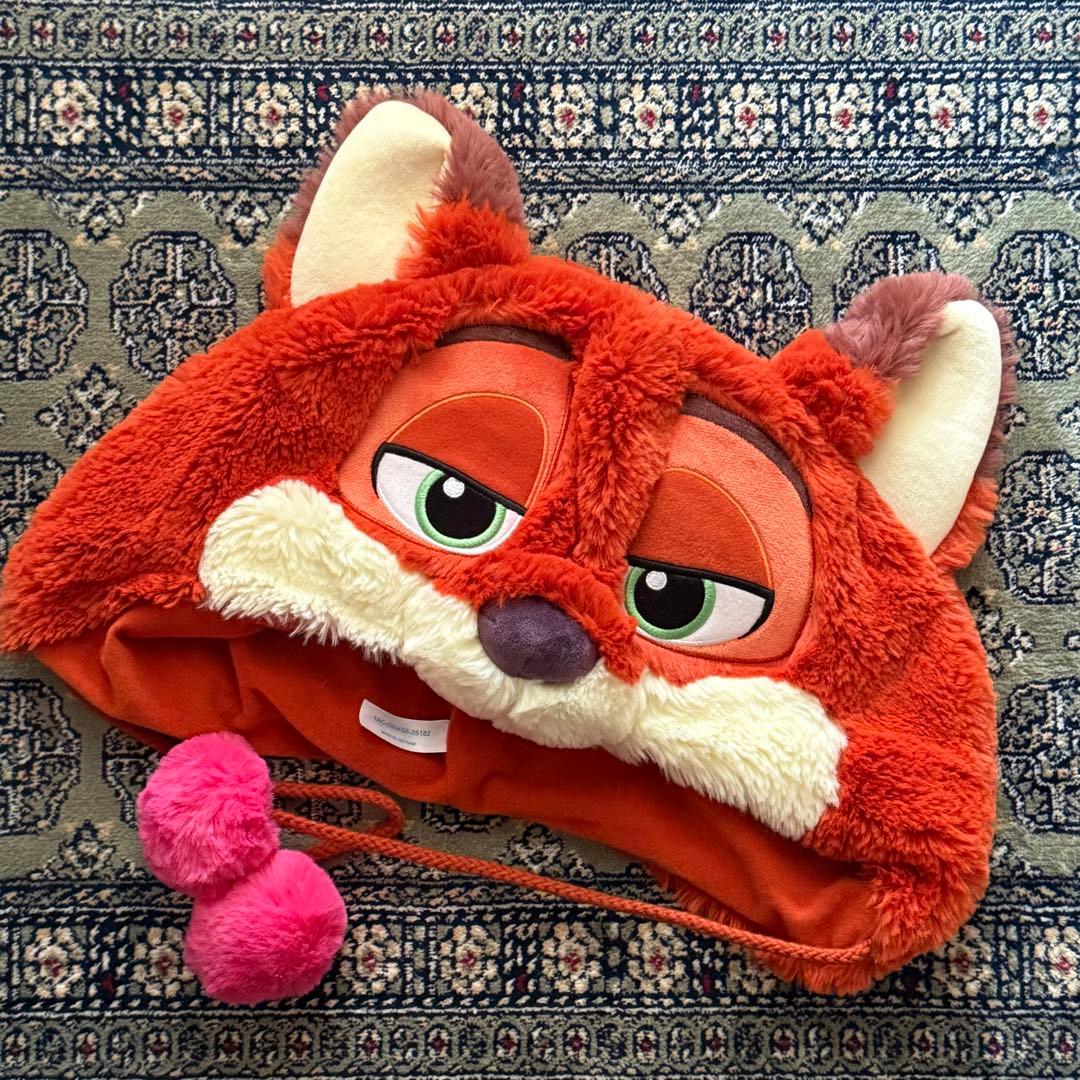 ズートピア ニック ファンキャップ 東京ディズニーシー - メルカリ