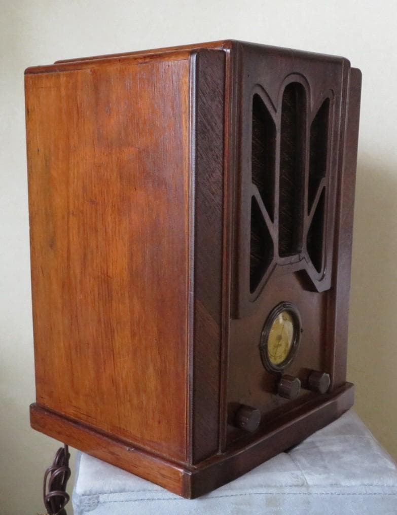 アンティーク　真空管ラジオ・松下無線株式会社(ナショナルシヤシー R-1420) アンティーク 真空管ラジオ・松下無線株式会社(ナショナルシヤシー R